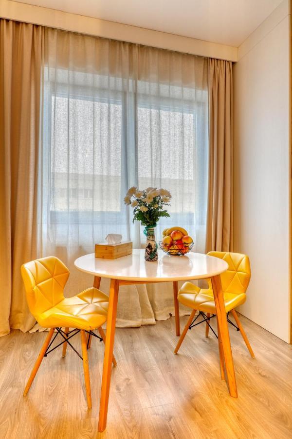Relaxation Station - My Charming, Cosy&Inviting Apt - Smart Thermostat - Private Parking - Ior Park - Long Term Price Cuts Букурещ Екстериор снимка
